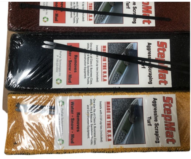 36 Step Mat Aggressive Scraping Turf size 5 1/2" x 18"