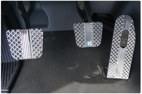 2014-Current T660/T680/T880/Kenworth Mirror Pedal Set - RW235-7-KW