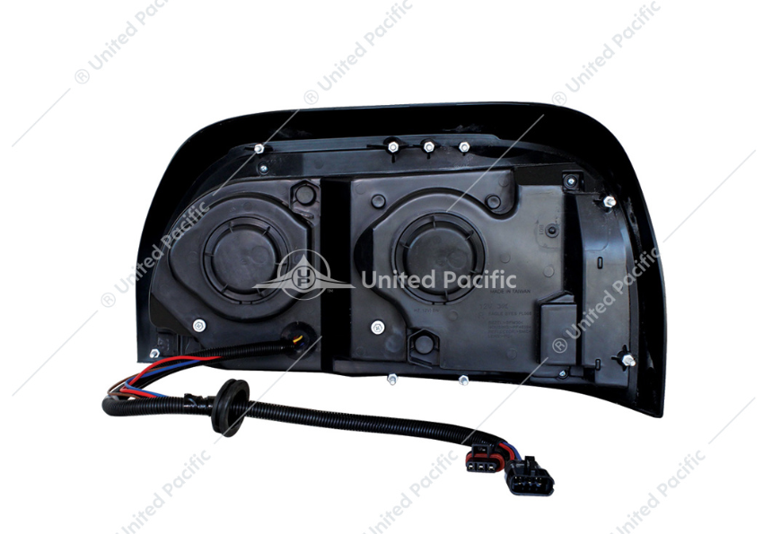 Freightliner Century " Blackout" Projection Headlight With Led Turn Signal & Light Bar Passenger - 31206