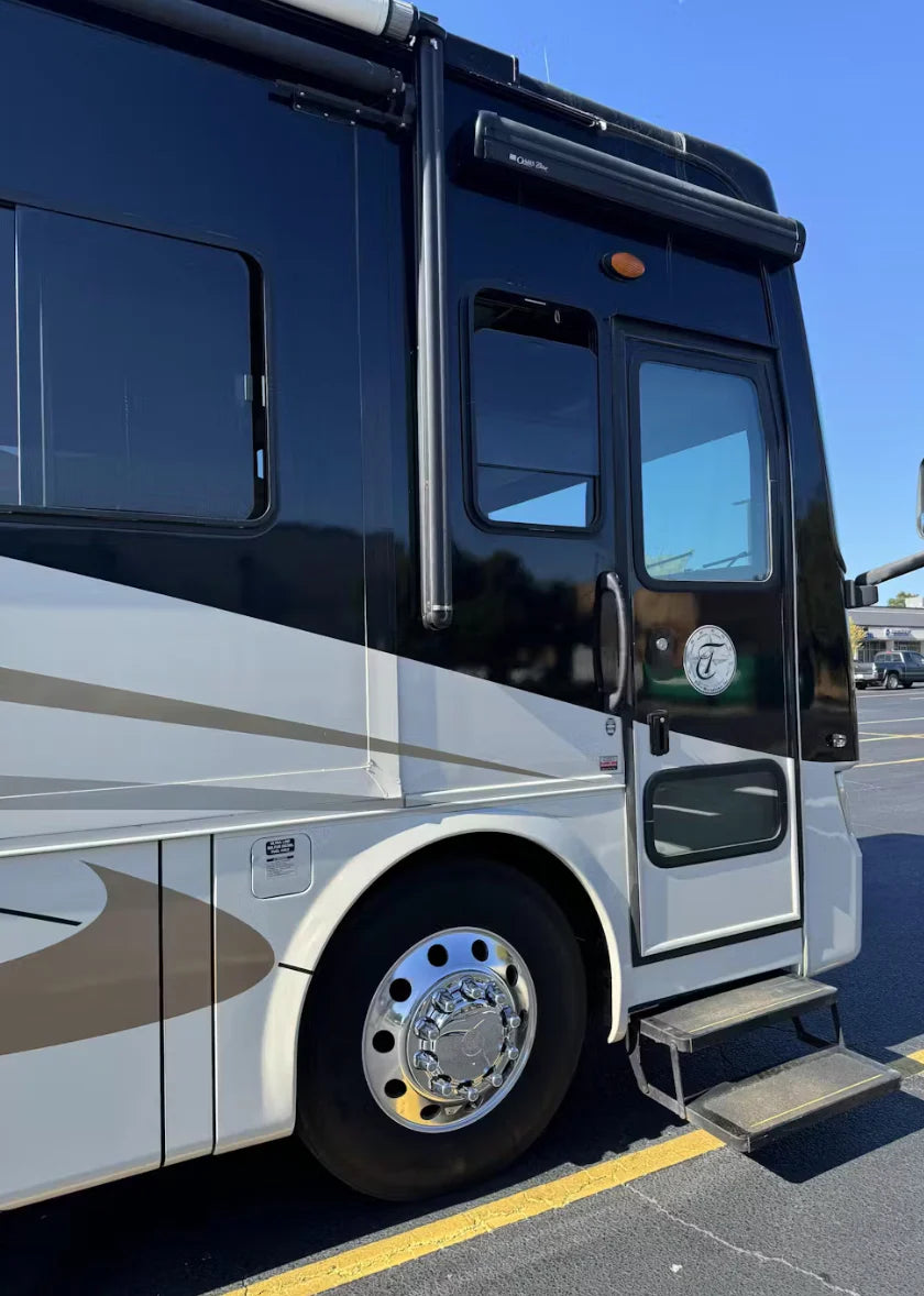 Alcoa Aluminum Wheel 22.5 x 8.25 High Polished Both Sides 10x285mm - ULA187