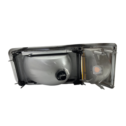 Mack 564.62025 passenger side headlight assembly for CL713, CH600, CL600, CL700 trucks, OEM-quality replacement, easy installation.