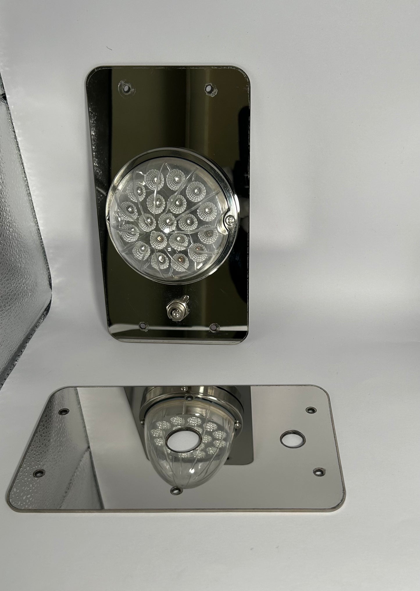 RZ-H4''X7''     14 Gauge mirror finish 304 stainless steel watermelon light interior plate  whit mounting holes