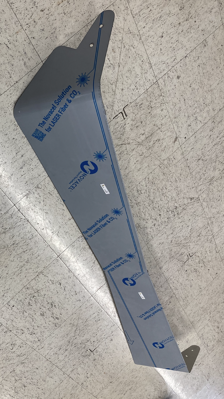 KW curved windshield 10-inch drop blind-mount visor 45552UT-13 with 3 factory brackets for Kenworth 2006 and older trucks.